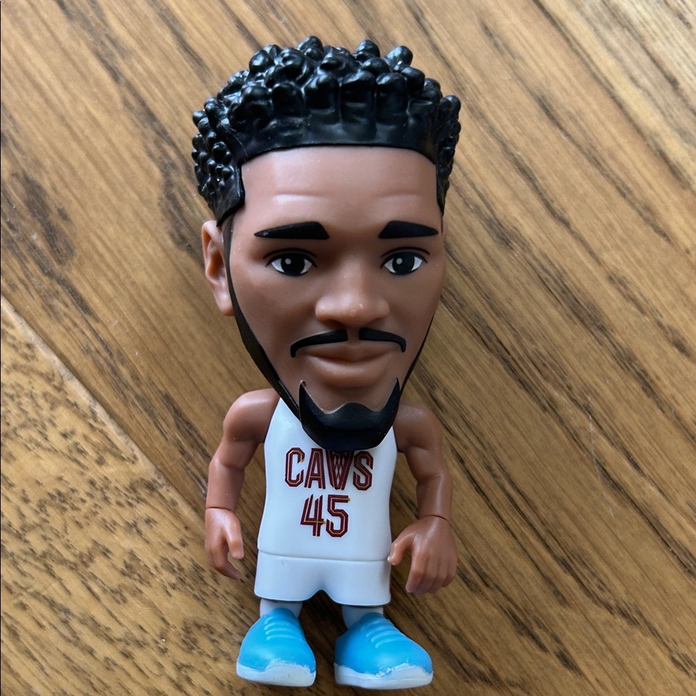 NBA Collectible Action Figure Set with Blue, Green, White, Pink, Red Accents - Picture 3 of 6